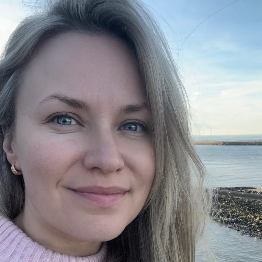 Clare MacKay profile pic cropped